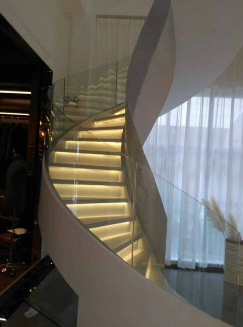 �p䓰����D����